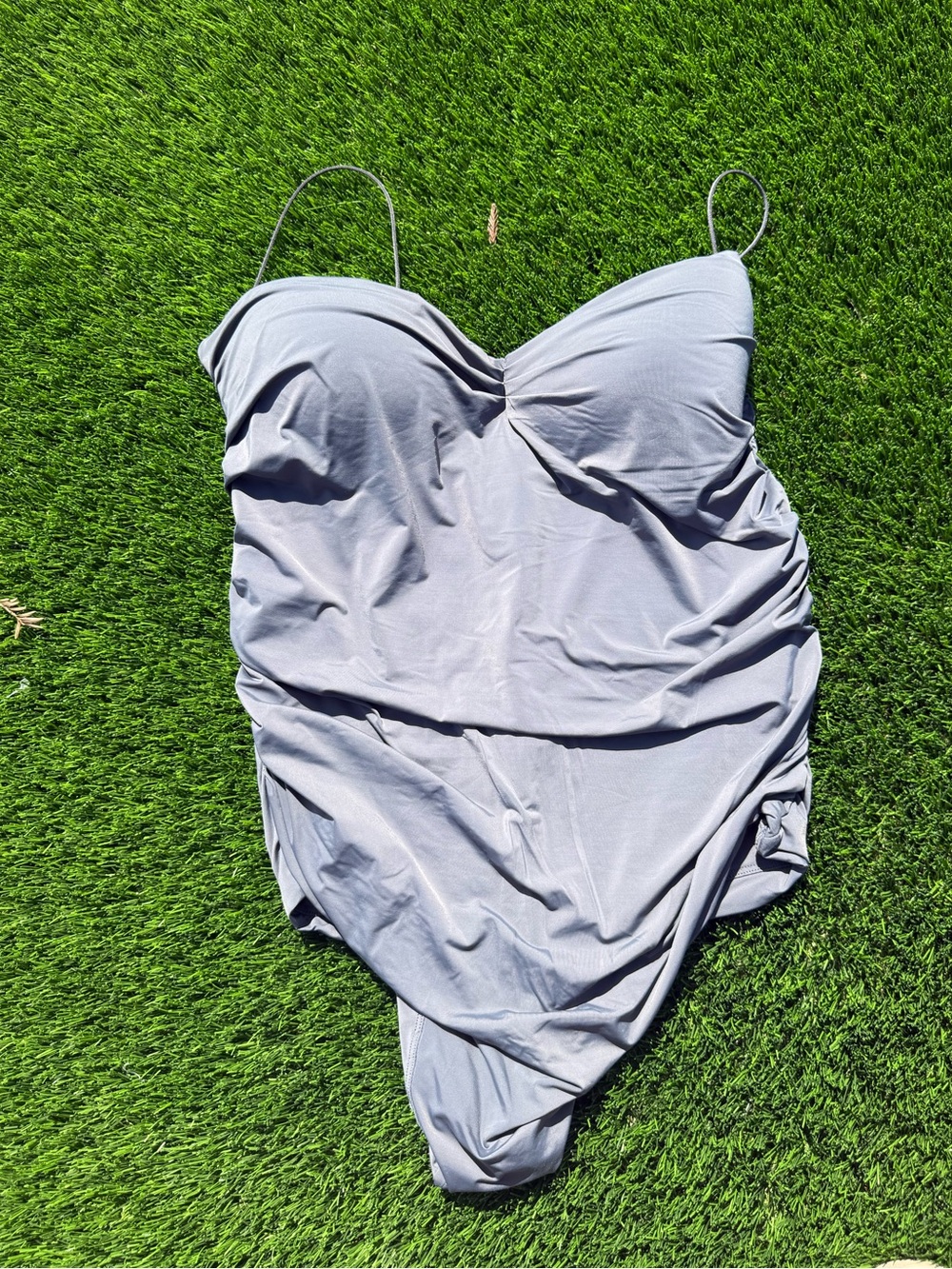 Aritzia TEN by Babaton ruched sweetheart bodysuit grey y2k